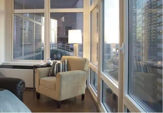 别讓門(mén)窗(chuāng)傷害你(nǐ)！鋁合金(jīn)門(mén)窗(chuāng)VS塑鋼門(mén)窗(chuāng)優劣大(dà)盤點